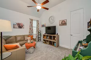 9115 Regan Wy, Mont Belvieu, TX 77523 - Photo 19