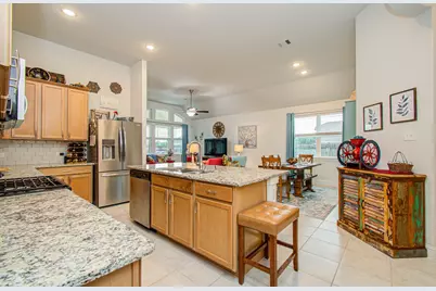 9115 Regan Way, Mont Belvieu, TX 77523 - Photo 7
