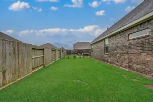 9115 Regan Wy, Mont Belvieu, TX 77523 - Photo 35