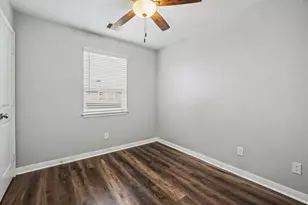 10227 Cleartide Ln, Houston, TX 77034 - Photo 11