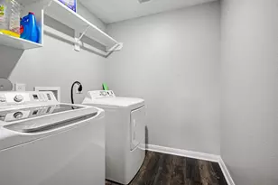 10227 Cleartide Ln, Houston, TX 77034 - Photo 13