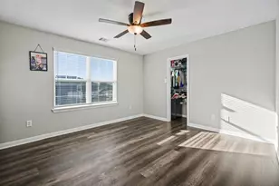 10227 Cleartide Ln, Houston, TX 77034 - Photo 9