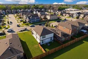 10227 Cleartide Ln, Houston, TX 77034 - Photo 3