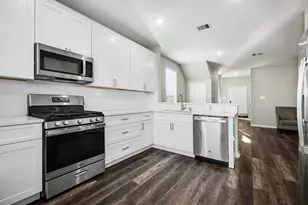 10227 Cleartide Ln, Houston, TX 77034 - Photo 3