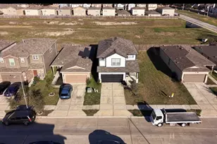 10227 Cleartide Ln, Houston, TX 77034 - Photo 5