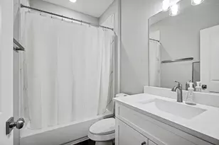 10227 Cleartide Ln, Houston, TX 77034 - Photo 13