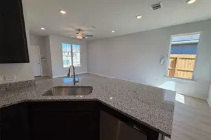 606 Rockbridge Dr, Huntsville, TX 77340 - Photo 5