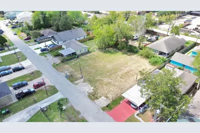 8222 Cannon Street, Houston, TX 77051 - Photo 17