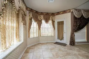 1923 Wellsley Ct, Sugar Land, TX 77498 - Photo 11