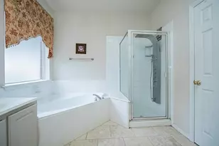 1923 Wellsley Ct, Sugar Land, TX 77498 - Photo 19