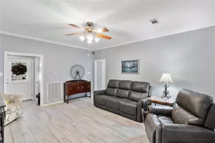 2402 Holly St, Liberty, TX 77575 - Photo 15