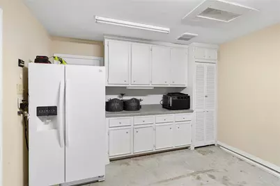 2402 Holly Street, Liberty, TX 77575 - Photo 33