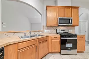 13206 Rustic Garden Dr, Houston, TX 77083 - Photo 9
