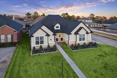 203 Hampton Glen Road, Montgomery, TX 77356 - Photo 1