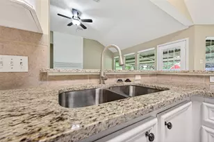 11655 Lakeview Manor Dr, Willis, TX 77318 - Photo 21