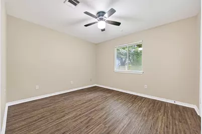 11655 Lakeview Manor Drive, Willis, TX 77318 - Photo 39