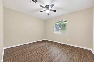 11655 Lakeview Manor Dr, Willis, TX 77318 - Photo 39