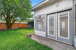 13825 Purplemartin St, Houston, TX 77083 - Photo 29
