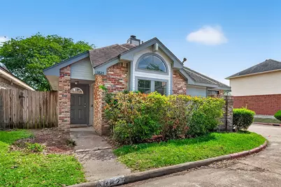 13825 Purplemartin Street, Houston, TX 77083 - Photo 1