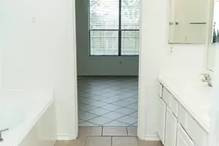 12914 Pinehall Ln, Houston, TX 77044 - Photo 13