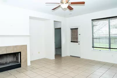 12914 Pinehall Lane, Houston, TX 77044 - Photo 9