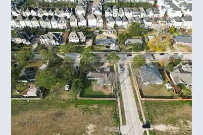 1614 Wycliffe Drive, Houston, TX 77043 - Photo 19