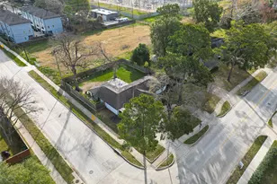 1614 Wycliffe Dr, Houston, TX 77043 - Photo 15