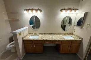 2610 Encina Dr, Irving, TX 75038 - Photo 5