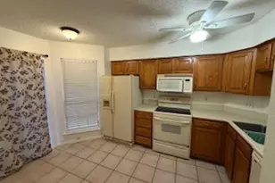 2610 Encina Dr, Irving, TX 75038 - Photo 3