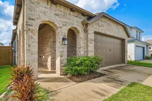 13109 Blue Flora Dr, Texas City, TX 77568 - Photo 1