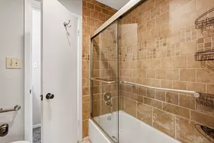 6111 Beverly Hill St, Houston, TX 77057 - Photo 17