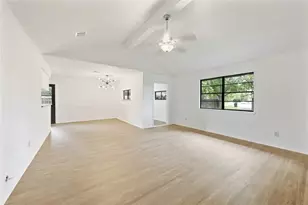 3201 Creel Ct, La Porte, TX 77571 - Photo 5