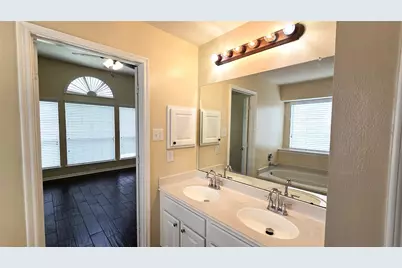 2014 Pinecreek Pass Lane, Katy, TX 77449 - Photo 27