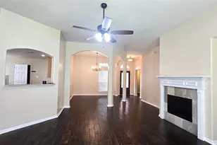 2014 Pinecreek Pass Ln, Katy, TX 77449 - Photo 5