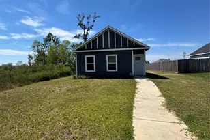349 Rd 5704, Cleveland, TX 77327 - Photo 5