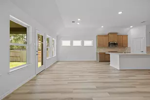 122 Mockingbird Trails Dr, Willis, TX 77318 - Photo 15
