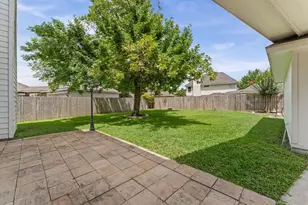 9202 State Walk Cir, Houston, TX 77064 - Photo 23