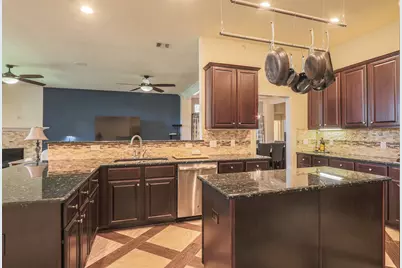 2109 Verde Valley Drive, League City, TX 77573 - Photo 9