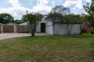 13607 Meisterwood Dr, Houston, TX 77065 - Photo 11