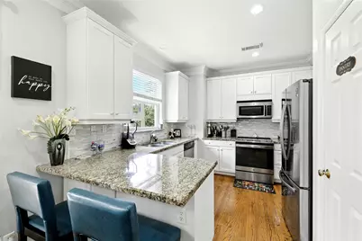 5225 Sagecircle Street S, Houston, TX 77056 - Photo 3