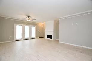 382 Wilcrest Dr, Houston, TX 77042 - Photo 7