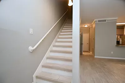 382 Wilcrest Drive, Houston, TX 77042 - Photo 13