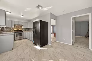 13135 Grassy Briar Ln, Houston, TX 77085 - Photo 7