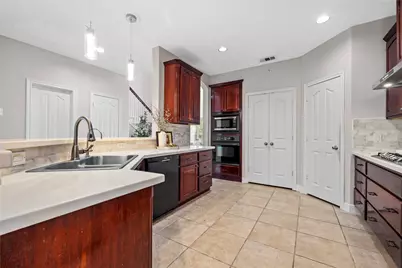 3310 Lake Canyon Court, Sugar Land, TX 77498 - Photo 19