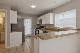 11454 W Travelers Way Cir, Houston, TX 77065 - Photo 9