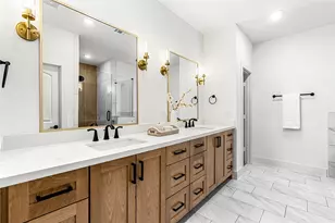 1614 Ojeman Rd, Houston, TX 77055 - Photo 33
