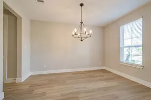 9950 Wild Indigo Cir, Conroe, TX 77385 - Photo 5