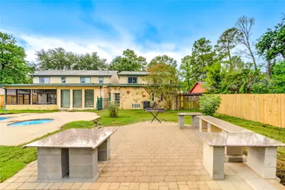 303 Shady Glen Lane, Conroe, TX 77385 - Photo 5