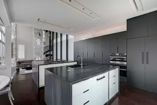 2200 Harvard St, Houston, TX 77008 - Photo 11