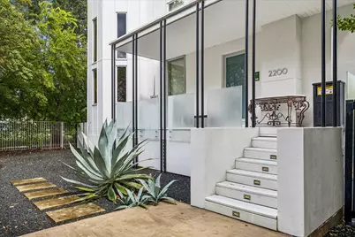 2200 Harvard Street, Houston, TX 77008 - Photo 3